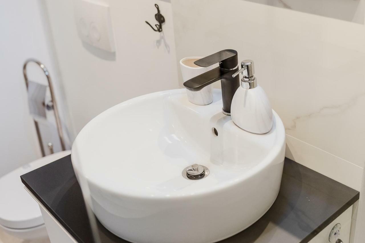 Ultracentral Apartment Cluj-Napoca Luaran gambar